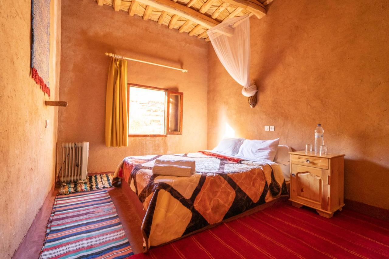 Riad Kasbah Des Roches Akhendachou n'Ait Ouffi Buitenkant foto