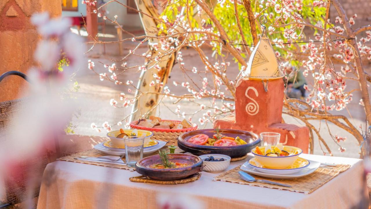 Riad Kasbah Des Roches Akhendachou n'Ait Ouffi Buitenkant foto
