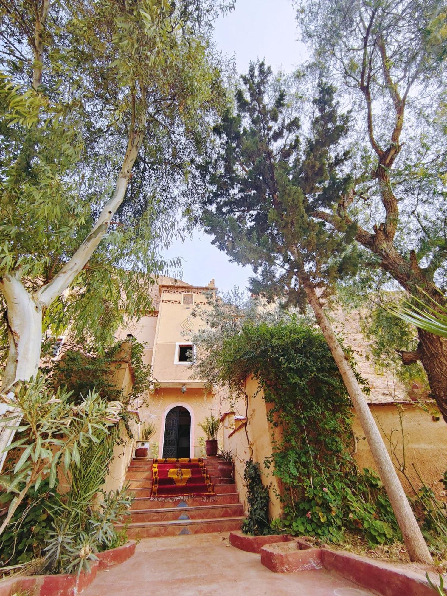 Riad Kasbah Des Roches Akhendachou n'Ait Ouffi Buitenkant foto